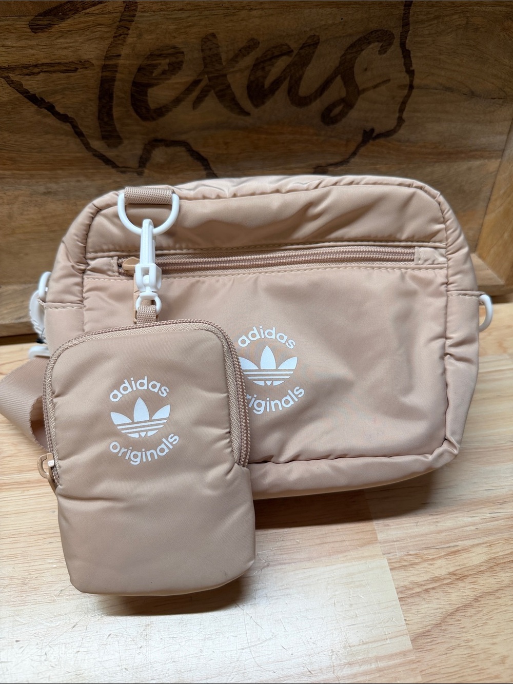 Like New adidas Originals Beige Women’s Crossbody Bag with Detachable Pouch